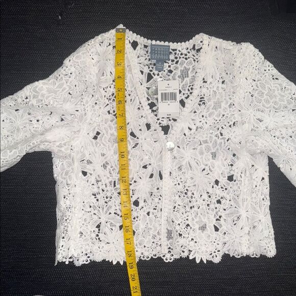 Rabbit Rabbit Rabbit White Lace Blouse - Picture 5 of 6